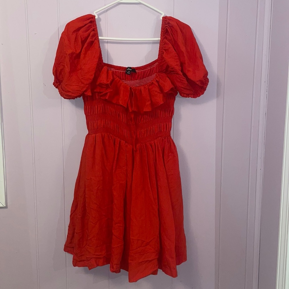 Lulus Size Medium Daytime Delight Red Smocked Puff Sleeve Dress NWT